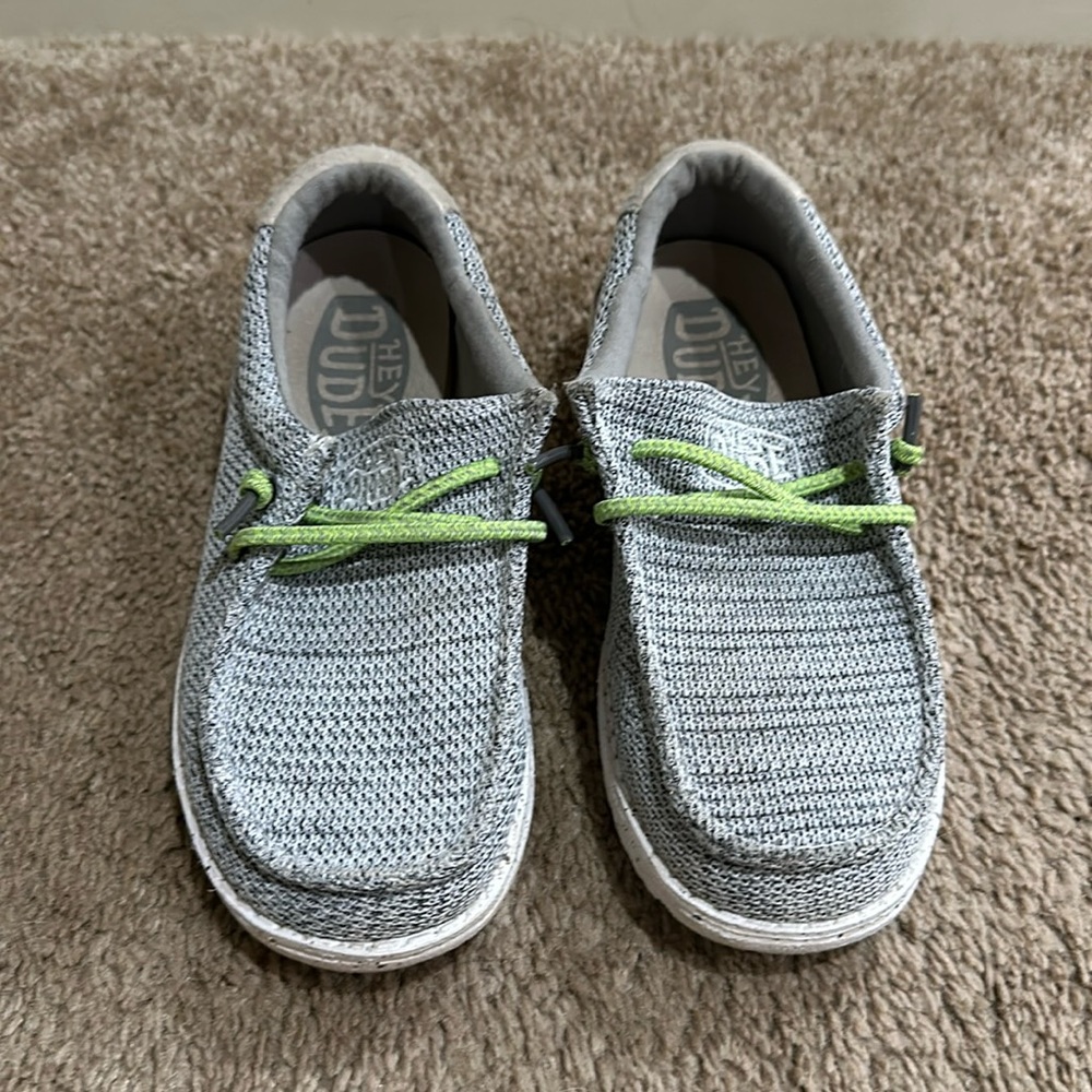 Hey Dudes Kids size 1